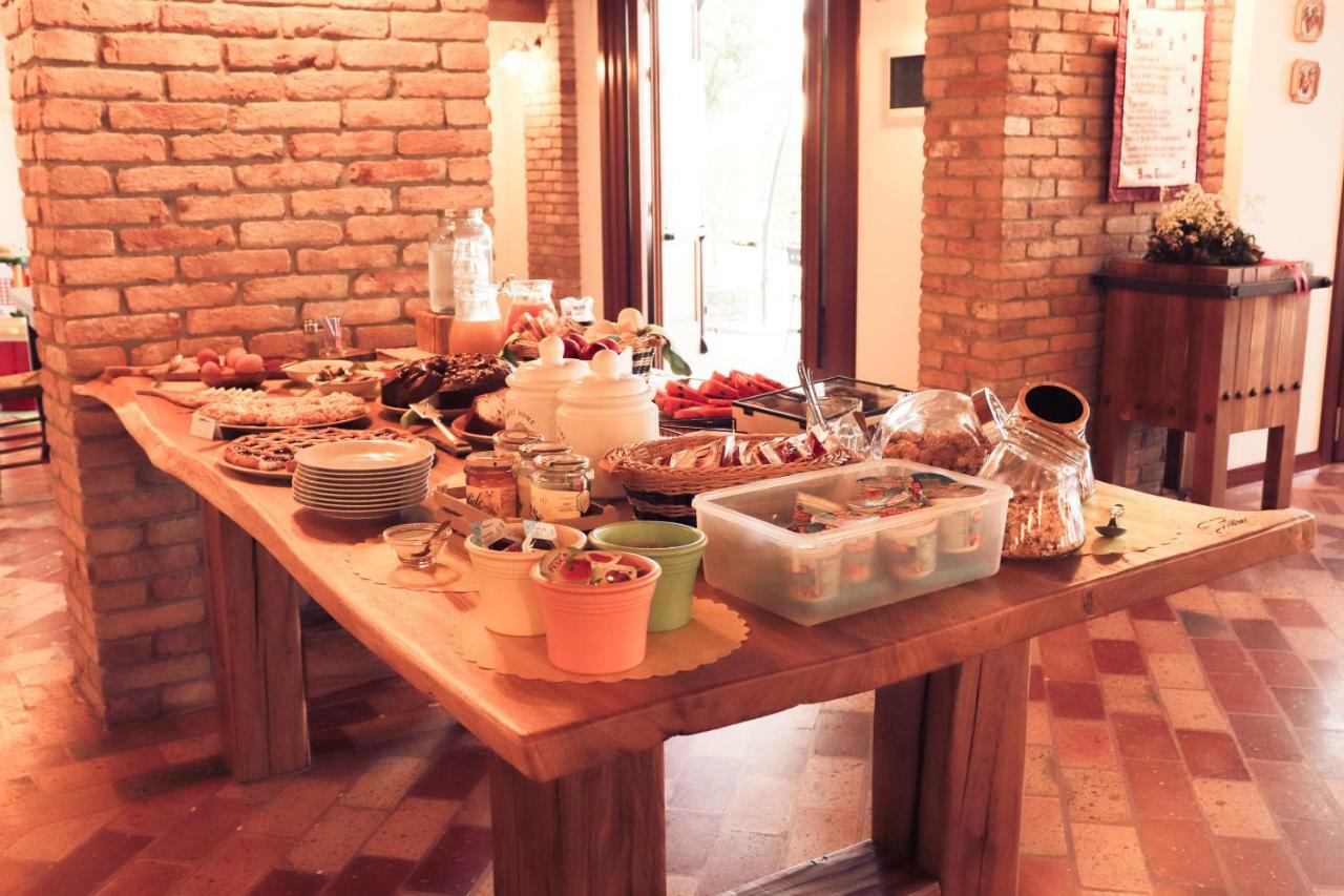 Agriturismo Le Cipressine Меоло Экстерьер фото